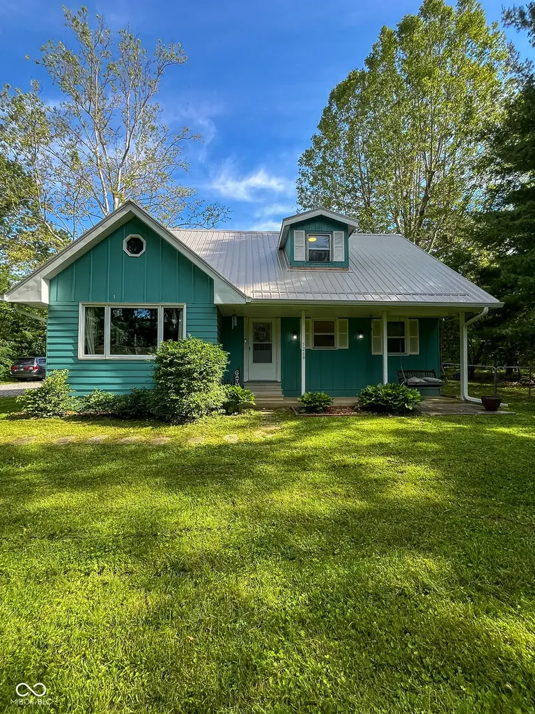 5268 W 450 S Crawfordsville IN 47933