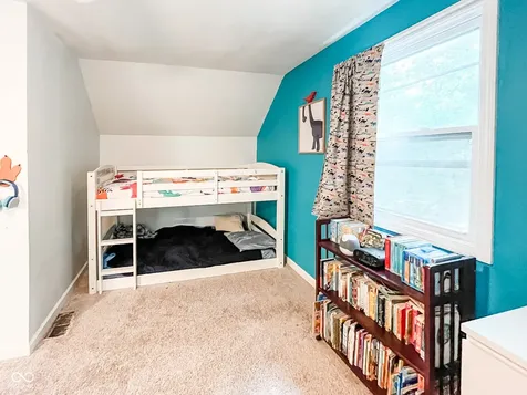5268 W 450 S Crawfordsville IN 47933