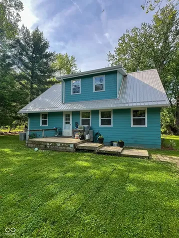 5268 W 450 S Crawfordsville IN 47933