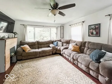 5268 W 450 S Crawfordsville IN 47933