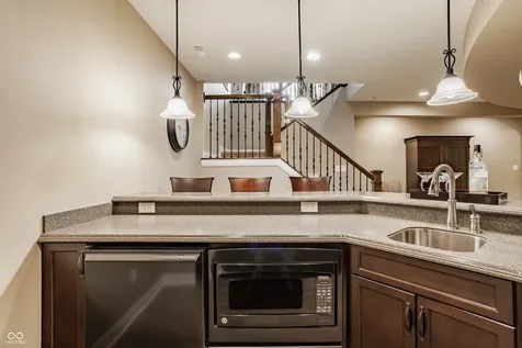 985 Oscar Lane Carmel IN 46032