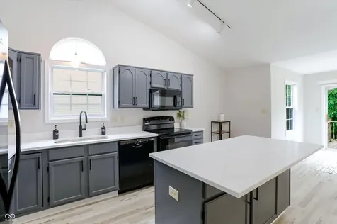 7476 Chipwood Drive Noblesville IN 46062