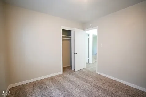 6309 Ratliff Road Indianapolis IN 46113