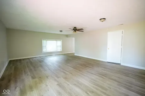 6309 Ratliff Road Indianapolis IN 46113