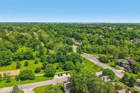 520 Ellenberger Parkway West Drive Indianapolis IN 46219