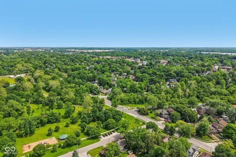 520 Ellenberger Parkway West Drive Indianapolis IN 46219