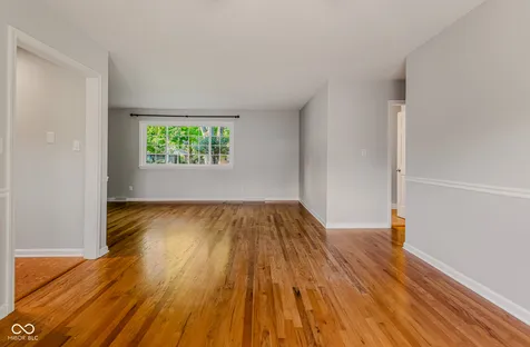 1010 Driftwood Avenue Columbus IN 47203