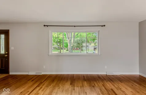 1010 Driftwood Avenue Columbus IN 47203