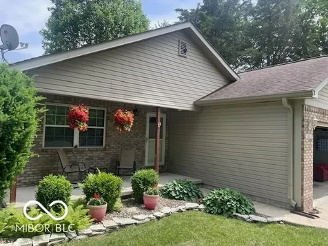188 Jefferson Valley Coatesville IN 46121