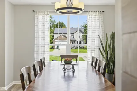 6768 Lexington Circle Zionsville IN 46077