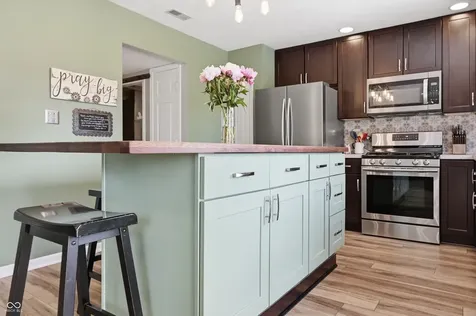 6768 Lexington Circle Zionsville IN 46077