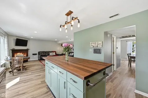 6768 Lexington Circle Zionsville IN 46077