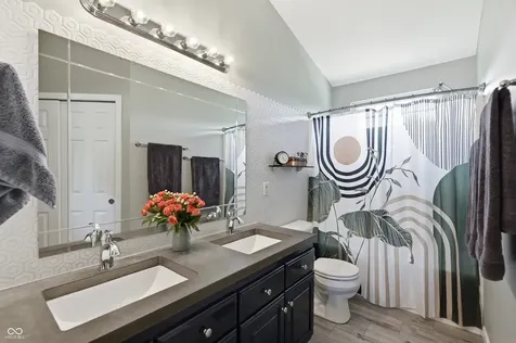 6768 Lexington Circle Zionsville IN 46077