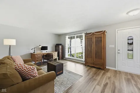 6768 Lexington Circle Zionsville IN 46077