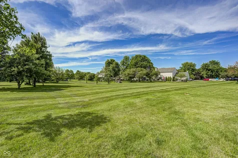 6768 Lexington Circle Zionsville IN 46077