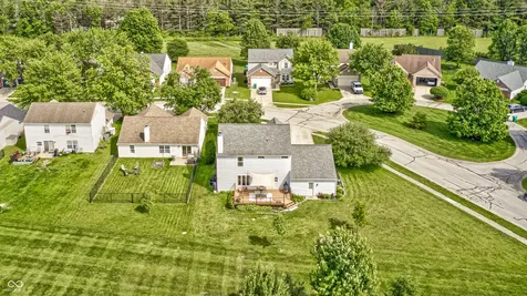 6768 Lexington Circle Zionsville IN 46077