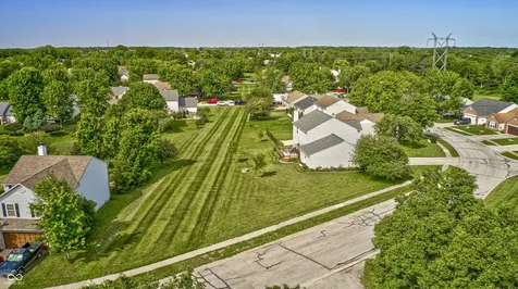 6768 Lexington Circle Zionsville IN 46077
