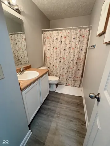 8133 Wichita Hill Drive Indianapolis IN 46217