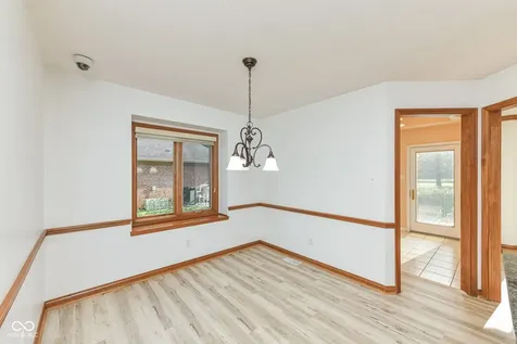 6134 Creekbend Boulevard Indianapolis IN 46217