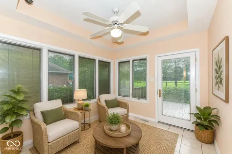 6134 Creekbend Boulevard Indianapolis IN 46217