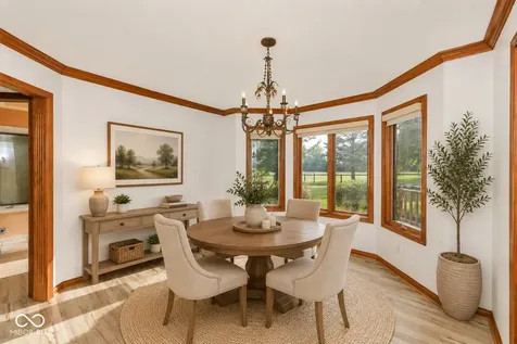 6134 Creekbend Boulevard Indianapolis IN 46217