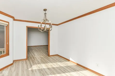 6134 Creekbend Boulevard Indianapolis IN 46217