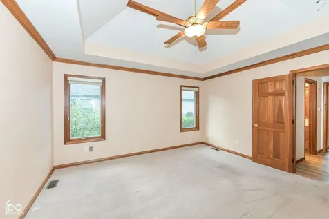 6134 Creekbend Boulevard Indianapolis IN 46217