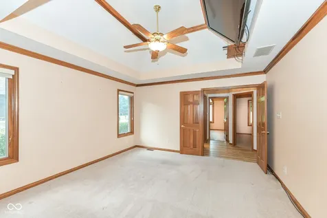 6134 Creekbend Boulevard Indianapolis IN 46217