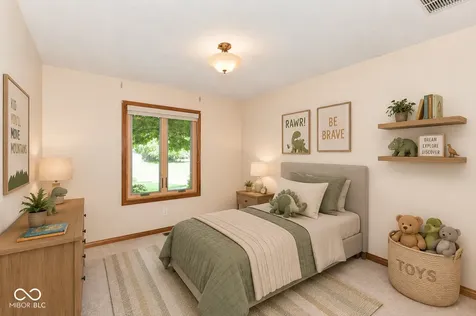 6134 Creekbend Boulevard Indianapolis IN 46217