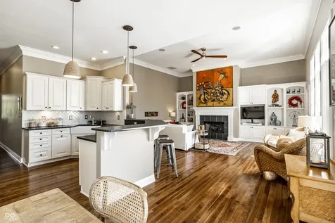 8071 Hopkins Lane Indianapolis IN 46250