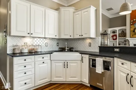 8071 Hopkins Lane Indianapolis IN 46250