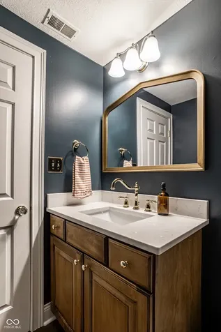 8071 Hopkins Lane Indianapolis IN 46250
