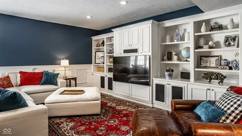 8071 Hopkins Lane Indianapolis IN 46250