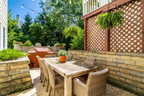 8071 Hopkins Lane Indianapolis IN 46250