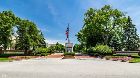 8071 Hopkins Lane Indianapolis IN 46250