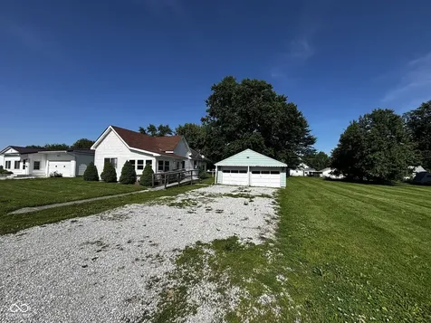 921 N 12th Street Elwood IN 46036