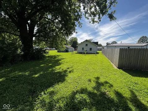921 N 12th Street Elwood IN 46036