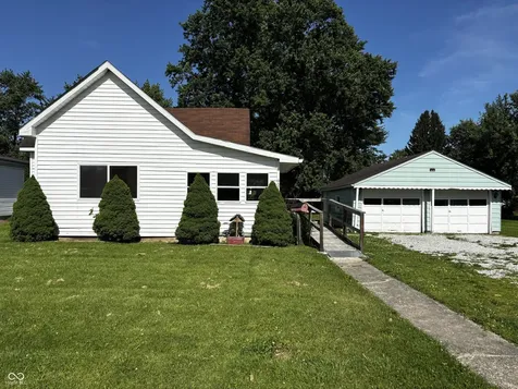 921 N 12th Street Elwood IN 46036