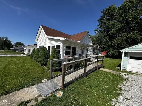 921 N 12th Street Elwood IN 46036