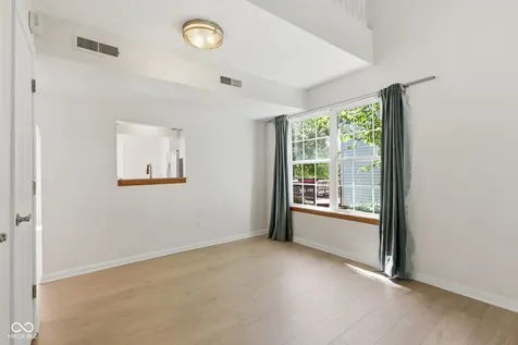 11535 Perkins Street Carmel IN 46032