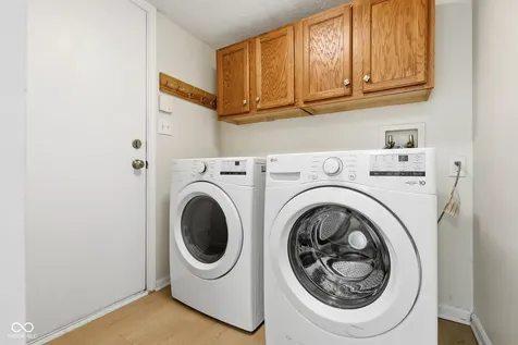 11535 Perkins Street Carmel IN 46032