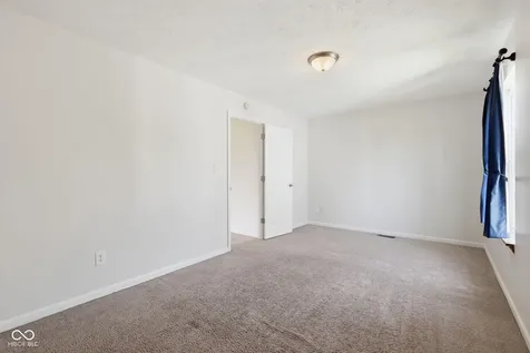 11535 Perkins Street Carmel IN 46032