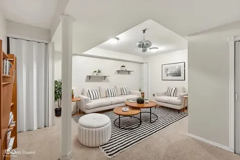 11535 Perkins Street Carmel IN 46032