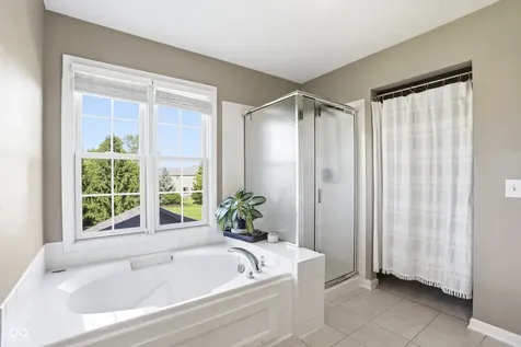 12484 Goodloe Drive Fishers IN 46037