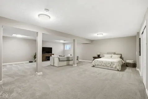 12484 Goodloe Drive Fishers IN 46037