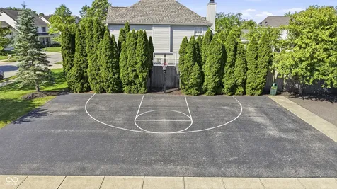 12484 Goodloe Drive Fishers IN 46037