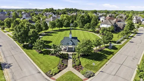 12484 Goodloe Drive Fishers IN 46037