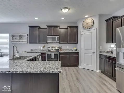 3691 Woodruff Place Bargersville IN 46106