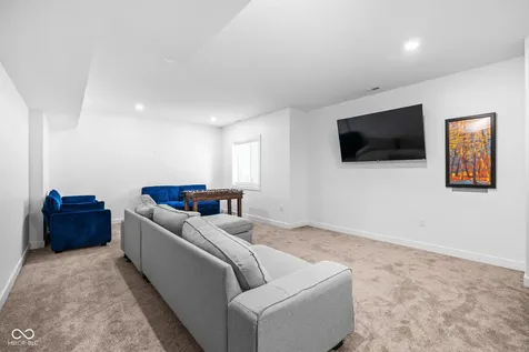 1027 Hosbrook Street Indianapolis IN 46203