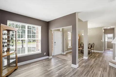 7912 Yarmouth Way Indianapolis IN 46239
